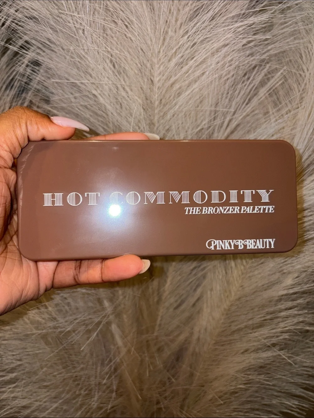 Hot Commodity Bronzer Palette - Bronze